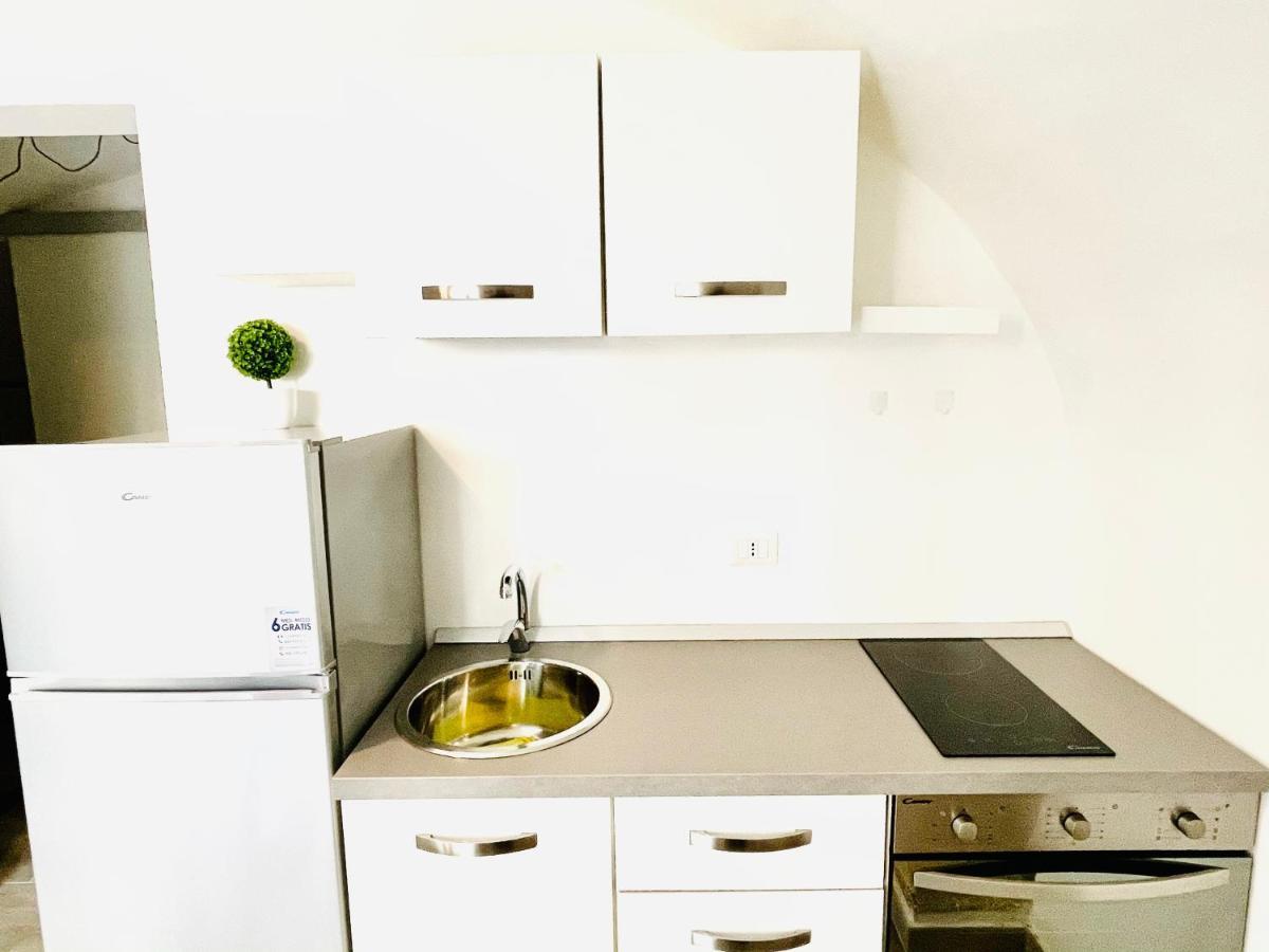 Appartement Miral One à Bari Extérieur photo