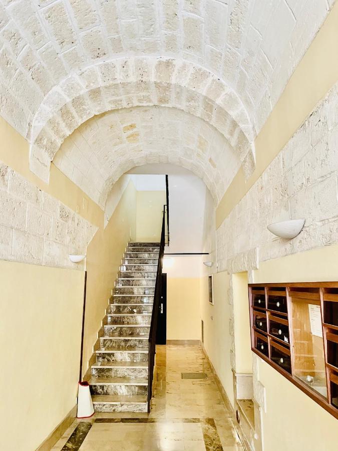 Appartement Miral One à Bari Extérieur photo