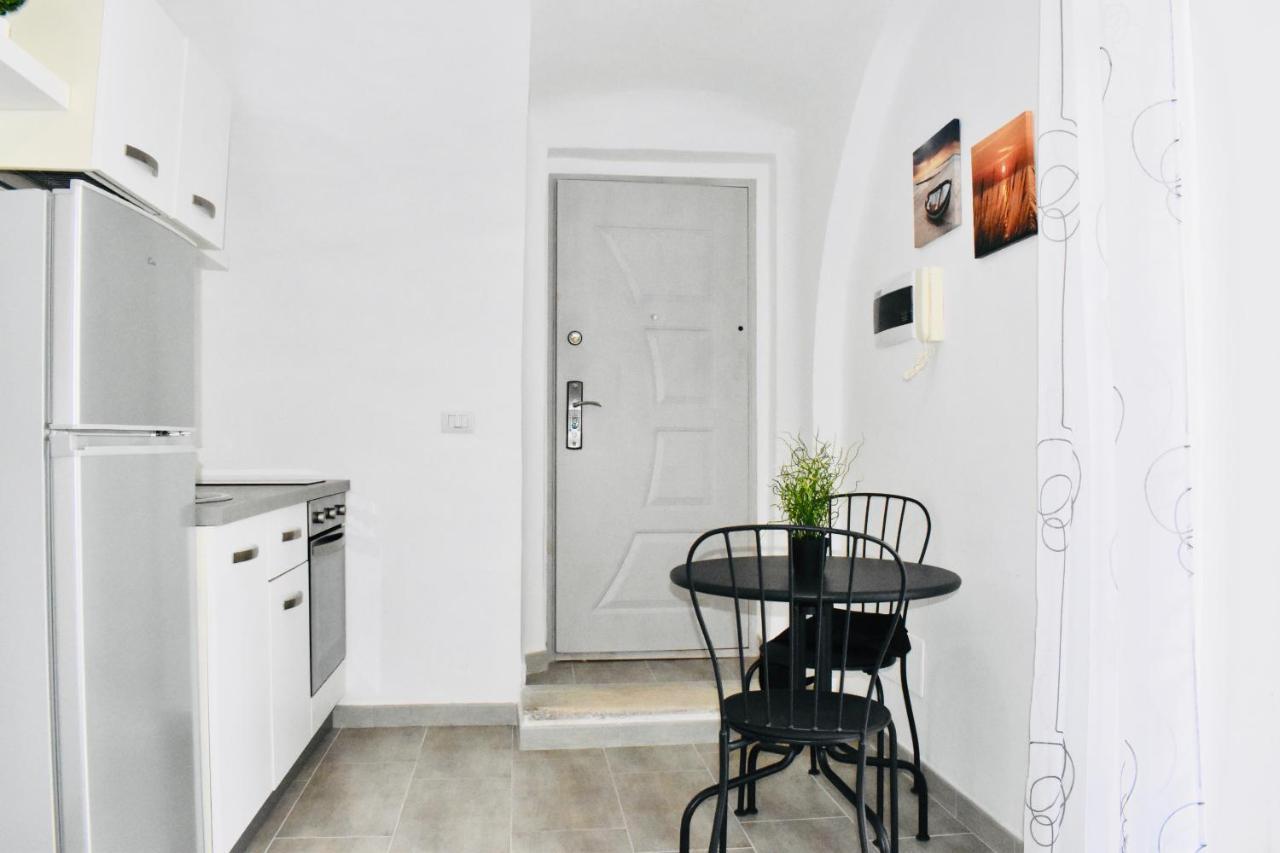 Appartement Miral One à Bari Extérieur photo