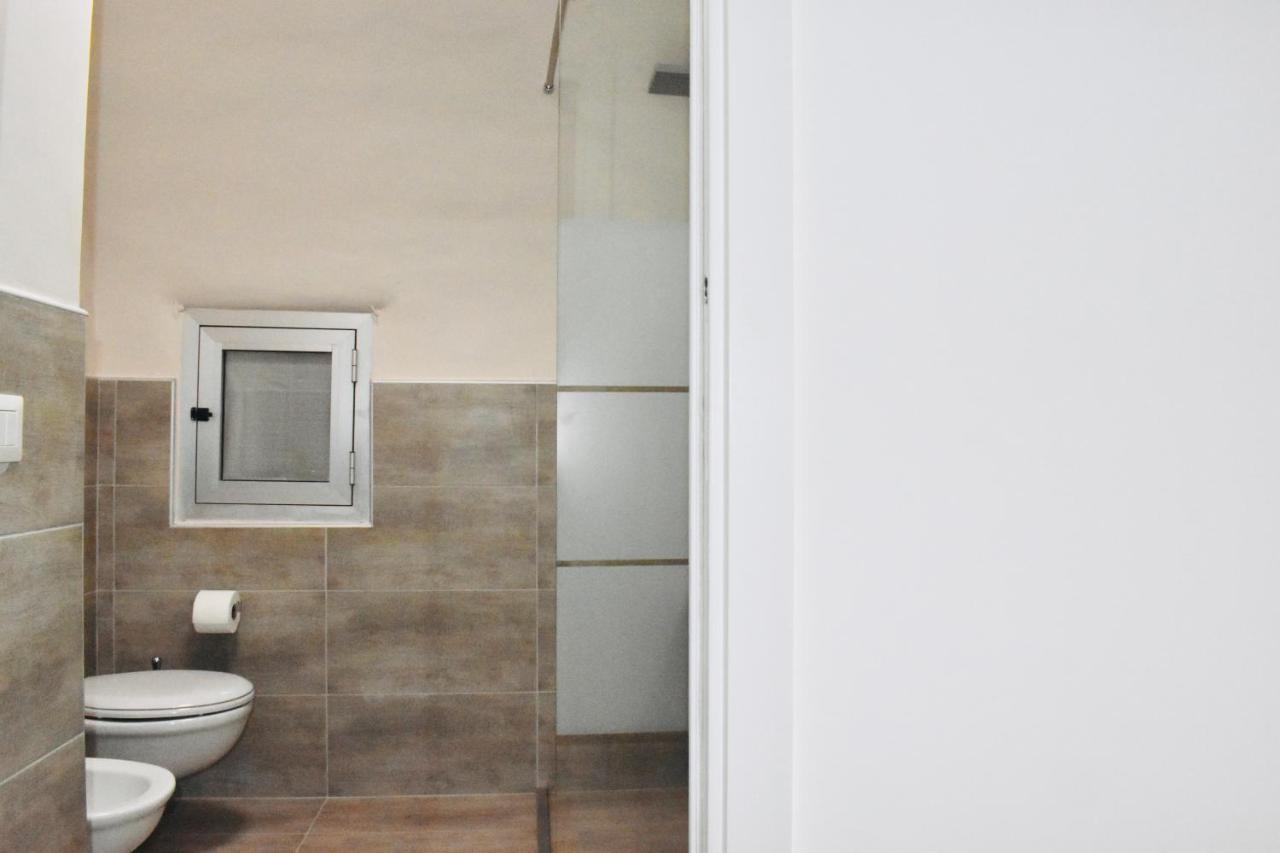 Appartement Miral One à Bari Extérieur photo